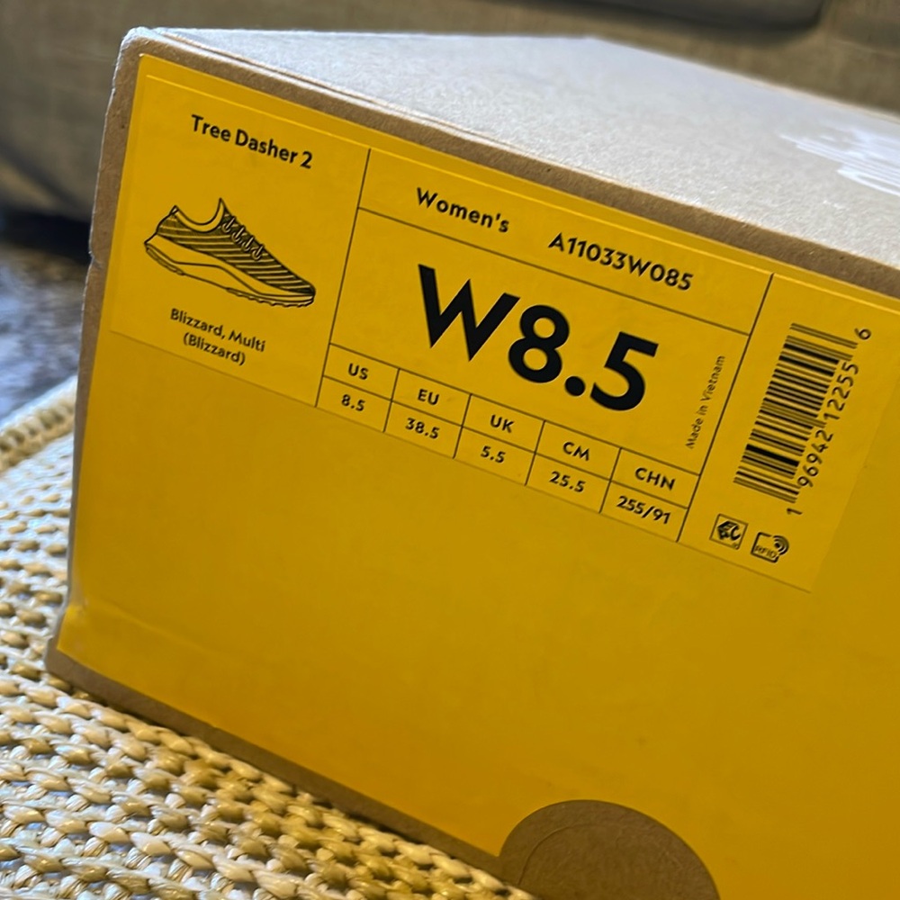 Allbirds Tree Runners. Women’s size 8.5. New in box!